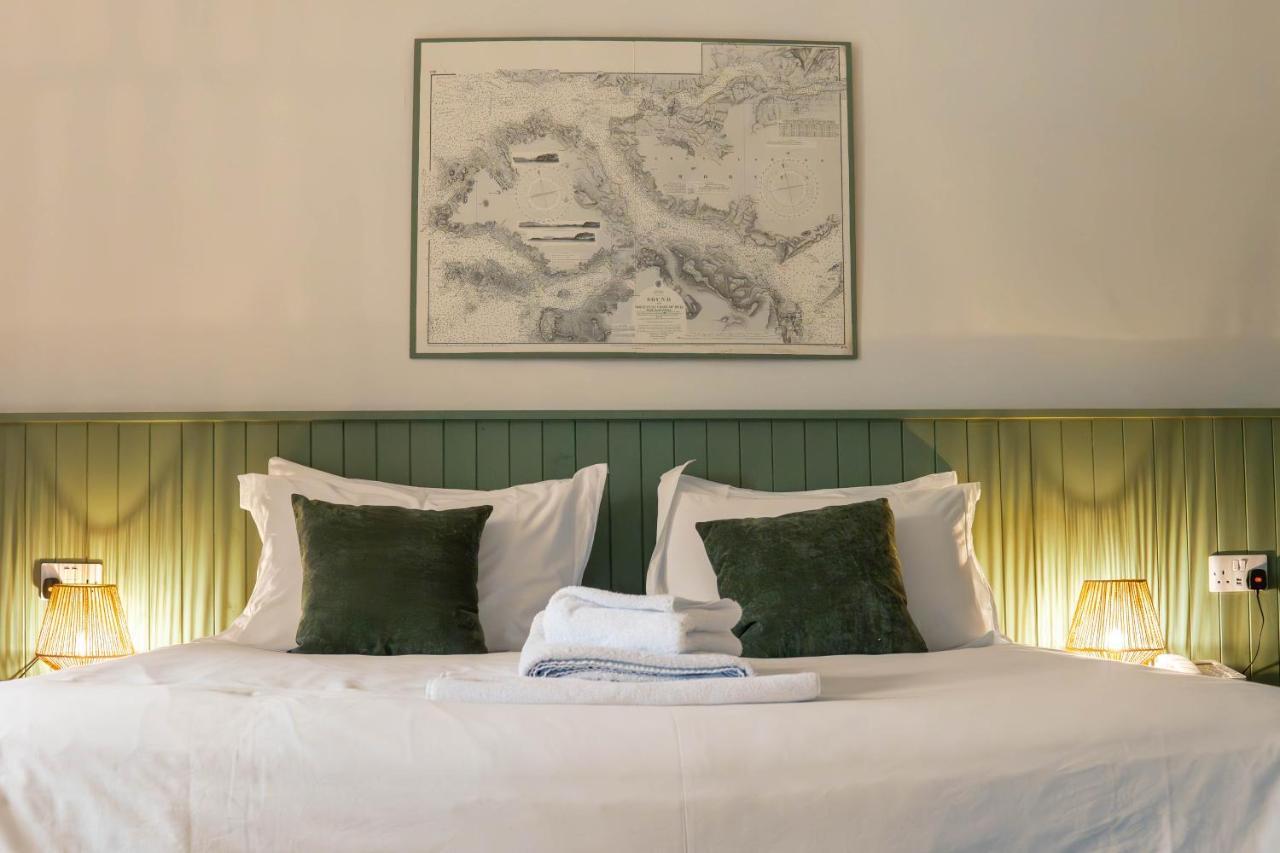 Western Isles Hotel Tobermory Bagian luar foto